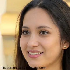 <em><strong>Salome H.</strong></em>