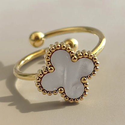 ANILLO DE LUJO TRÉBOL AJUSTABLE
